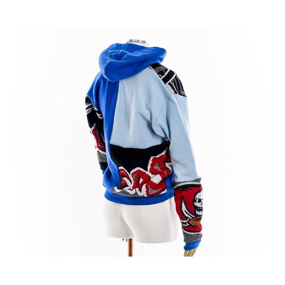 Tampa Bay Buccaneers Fashion ReWork NFL Tapestry Blanket Hoodie - Picture 4 of 8